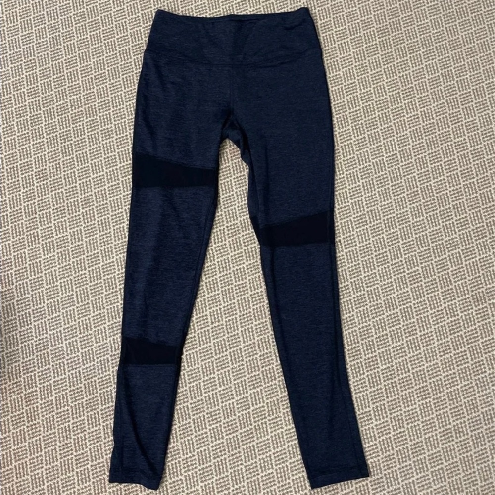 black and navy mesh yoga pants